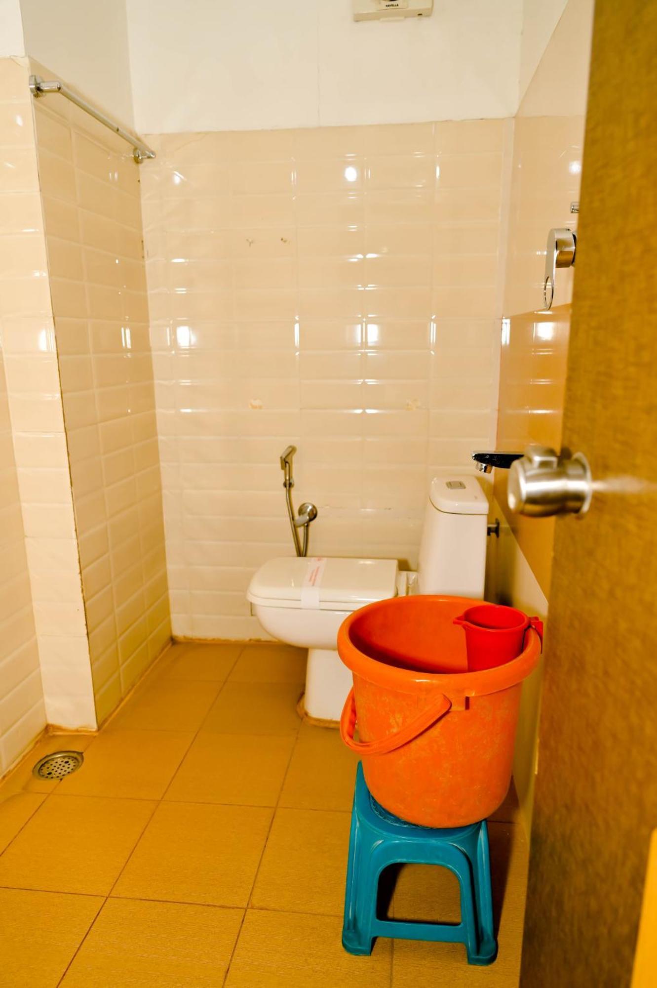 Townhouse Mk Hotel จิกมากาลูร์ ภายนอก รูปภาพ
