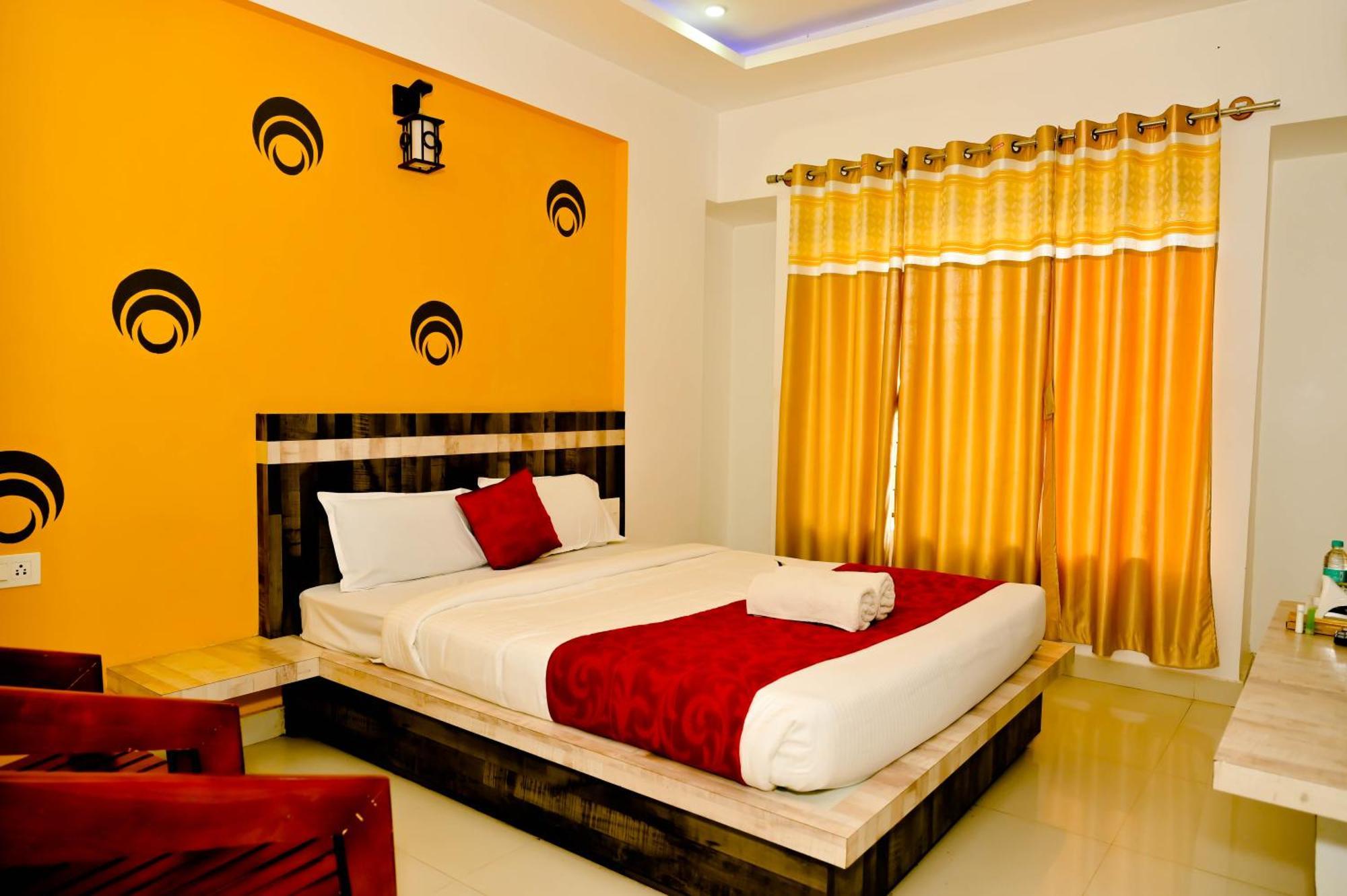 Townhouse Mk Hotel จิกมากาลูร์ ภายนอก รูปภาพ