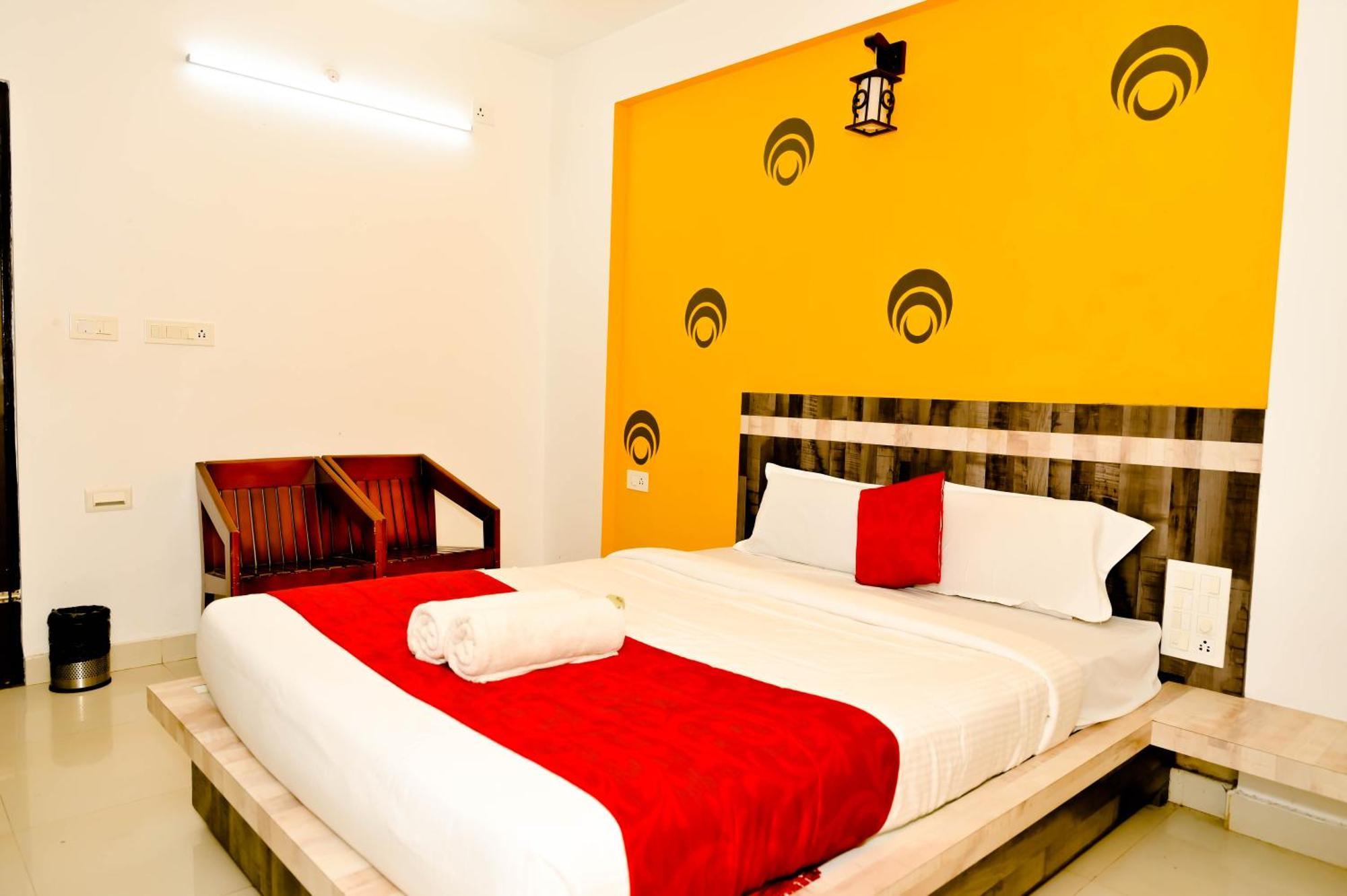 Townhouse Mk Hotel จิกมากาลูร์ ภายนอก รูปภาพ