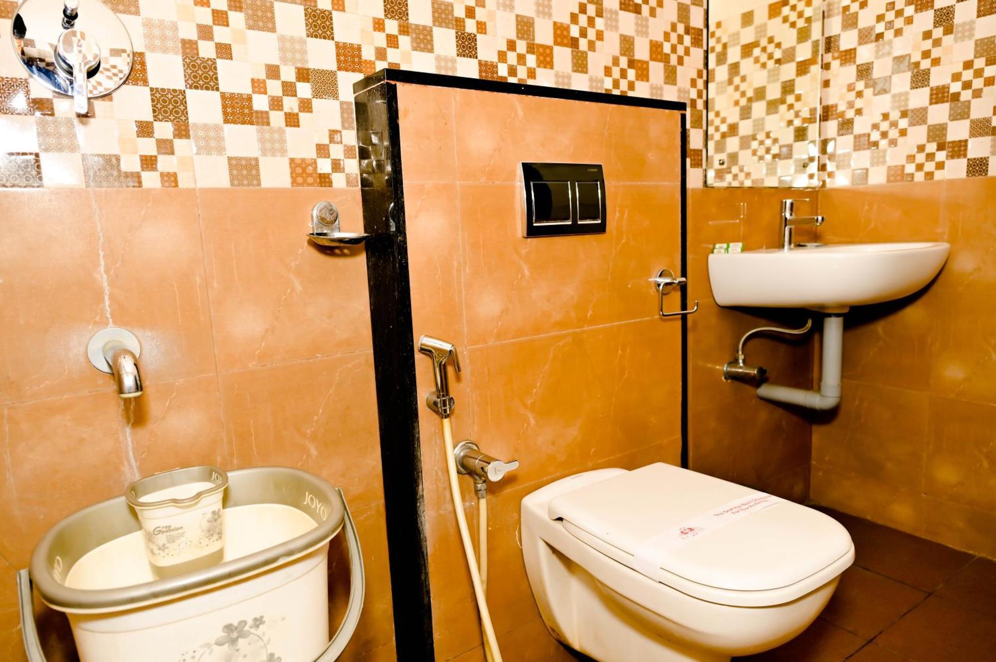 Townhouse Mk Hotel จิกมากาลูร์ ภายนอก รูปภาพ